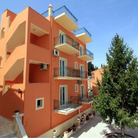 Corfu Sunflower Apartments Benitses  Exterior foto